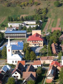 Letecký záber centrum obce Letecký záber centrum obce