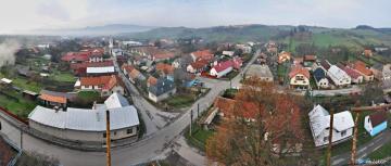 Panoráma obce z katolíckeho kostola Panoráma obce z katolíckeho kostola